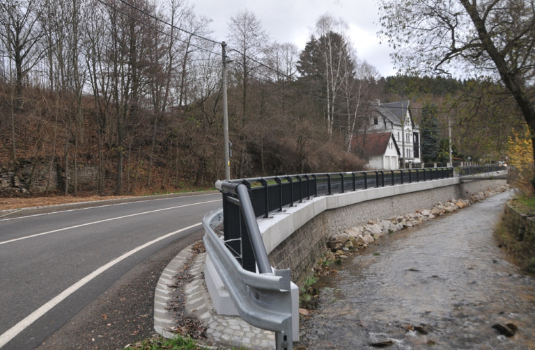  Poslední povodňová stavba z roku 2010 úspěšně skončila, zcela nový je sedmikilometrový úsek silnice II/592